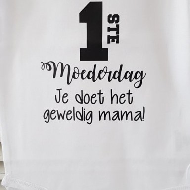 Shirtje met tekst, eerste Moederdag, baby shirtje