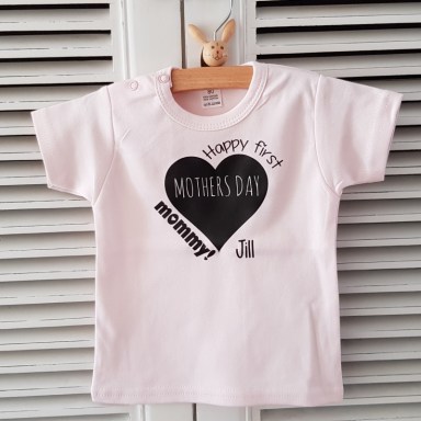 Shirtje met tekst, eerste Moederdag, baby shirtje