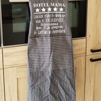 Keukenschort met grappige tekst bedrukt Hotel Mama